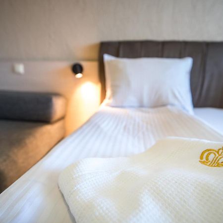 Hotel Royal Bath Banya  Exterior photo