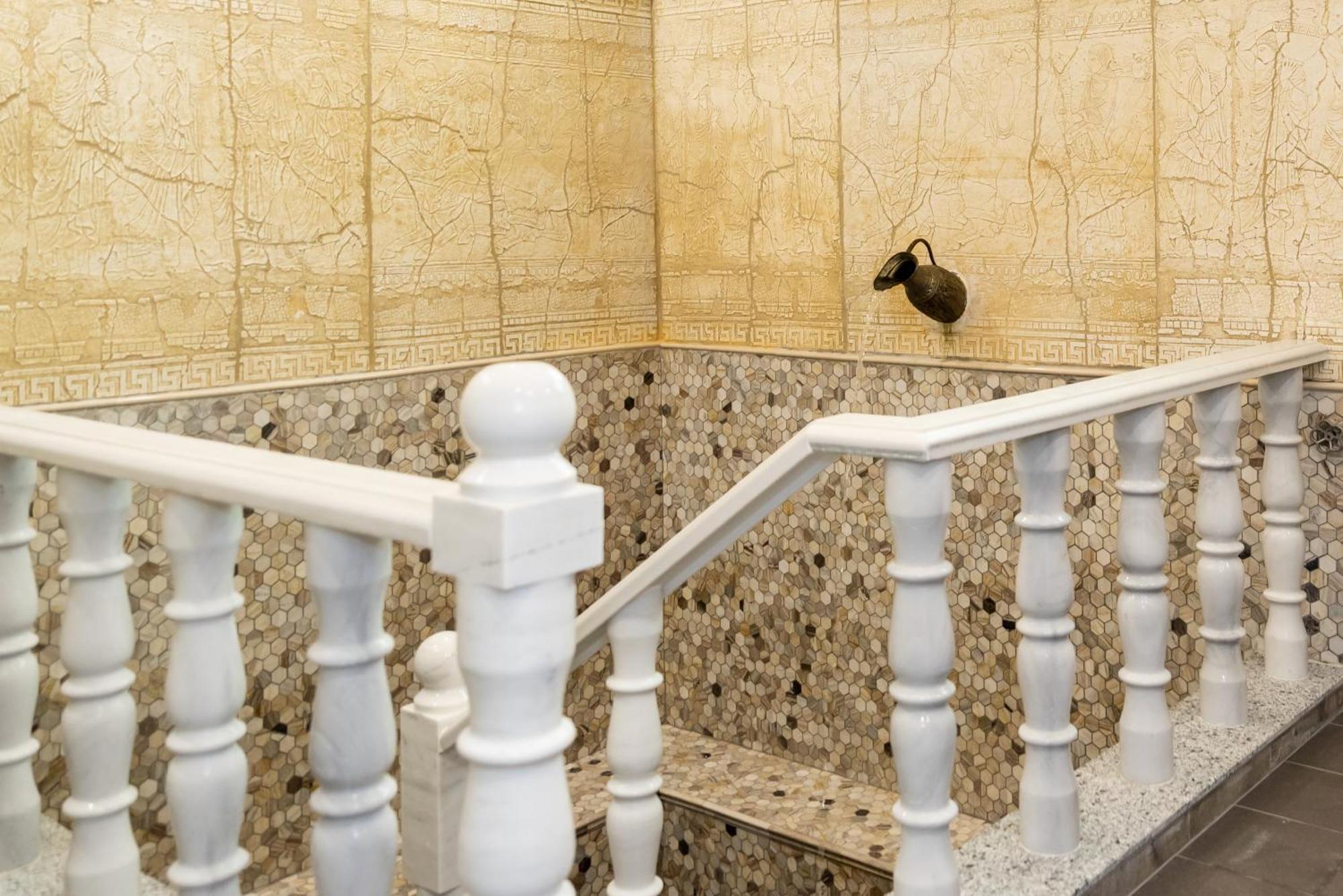 Hotel Royal Bath Banya  Exterior photo