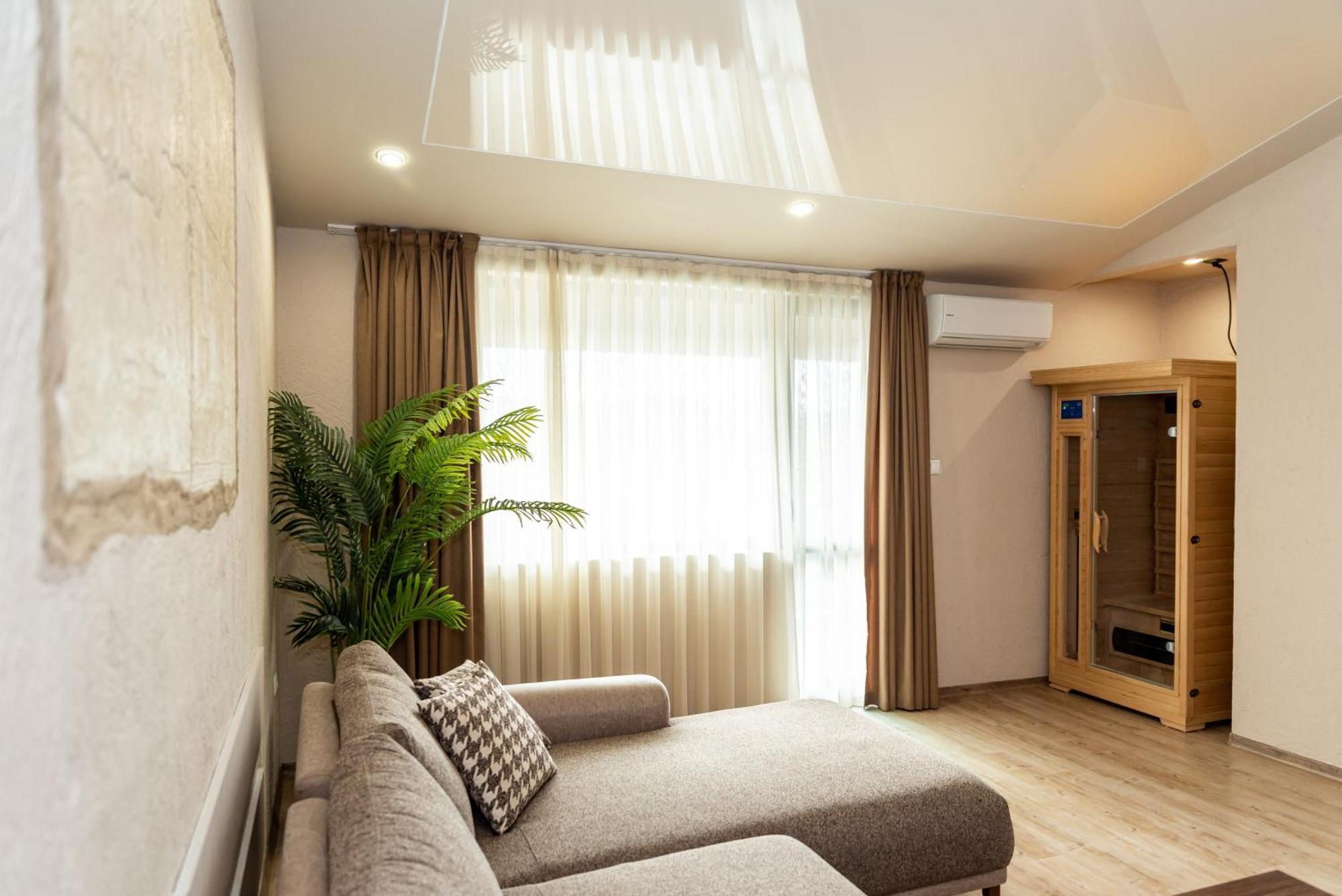 Hotel Royal Bath Banya  Exterior photo