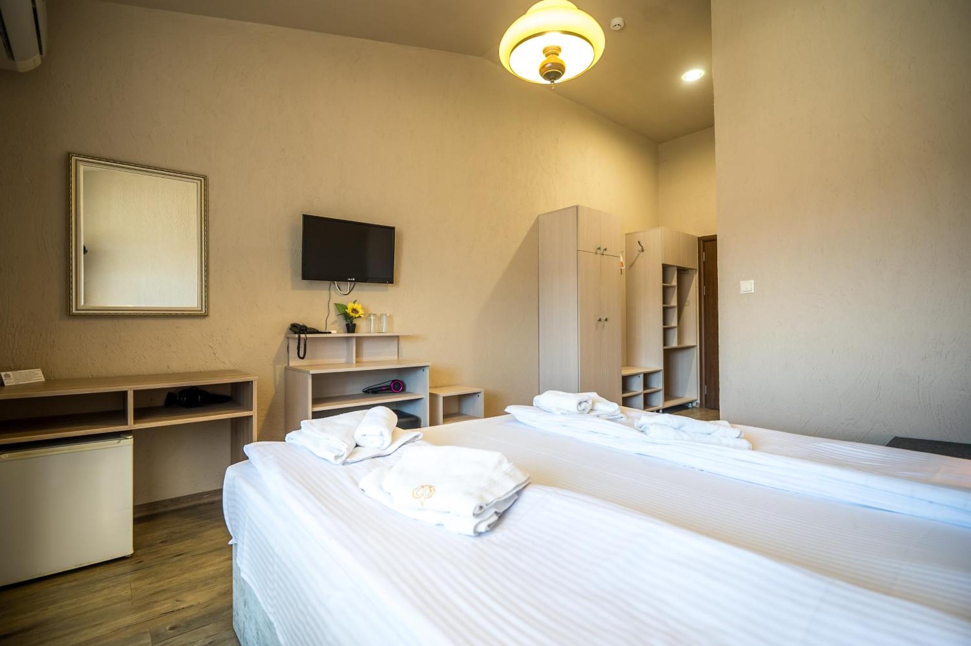 Hotel Royal Bath Banya  Exterior photo